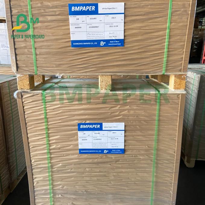 белая бумага 90gsm 100gsm без покрытия Woodfree на книга тренировки 685 x 990mm