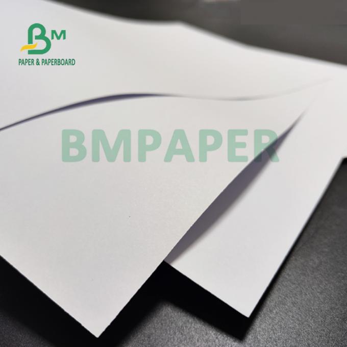 доска бумаги 200gsm 250gsm без покрытия Woodfree на брошюры 720mm x 1020mm