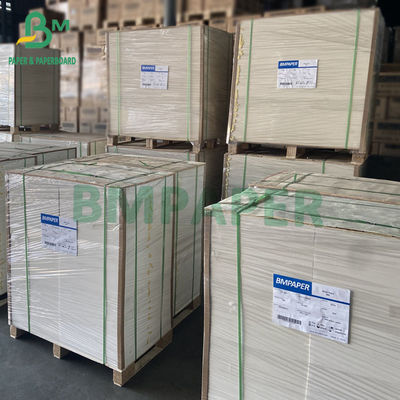 бумага 150gsm 157gsm Chromocoat в Ream листа пакуя 640 x 900mm 700 x 1000mm