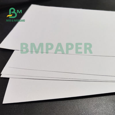 доска 200gsm 250gsm Woodfree без покрытия бумажная на брошюры 720mm x 1020mm