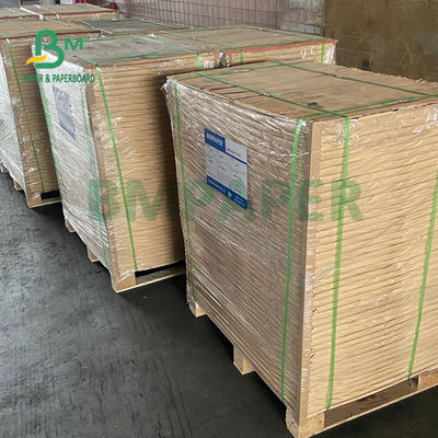 200GSM высокая белая бумага лоска C2S на журнал 24&quot; x 36&quot; равномерная поверхность