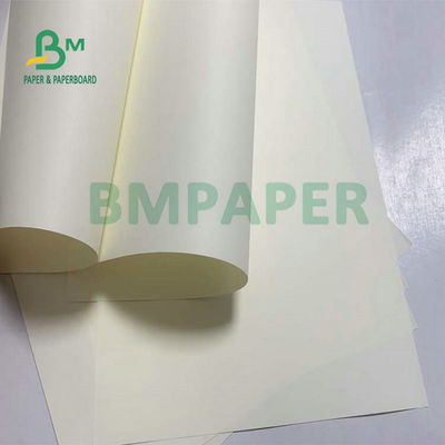 Белый Uncoated лист цвета слоновой кости Woodfree бумажный 55gsm 65gsm для делать тетрадь