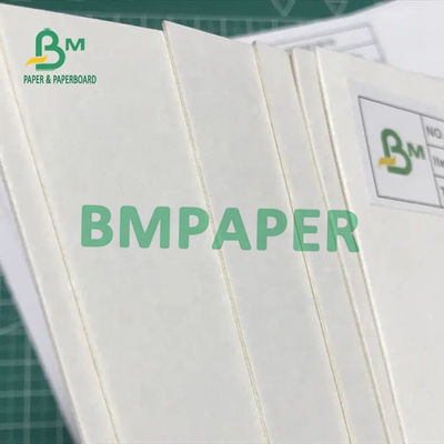 Paperboard вещество-поглотителя бумажный естественный белый Uncoated толщина 700mm x 1000mm 0.7mm