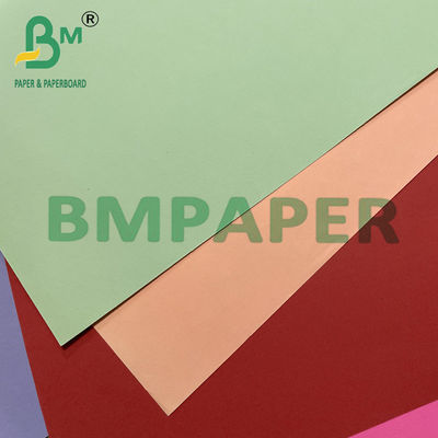 бумага Бристоля красного цвета 70g 80g 1350mm Uncoated для липких примечаний