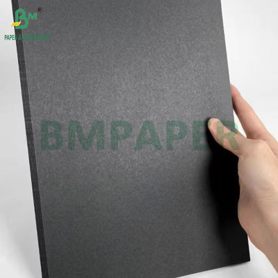 400GSM Черная бумага для фотоальбома 700 X 1000 мм Хорошая прочность девственная целлюлоза